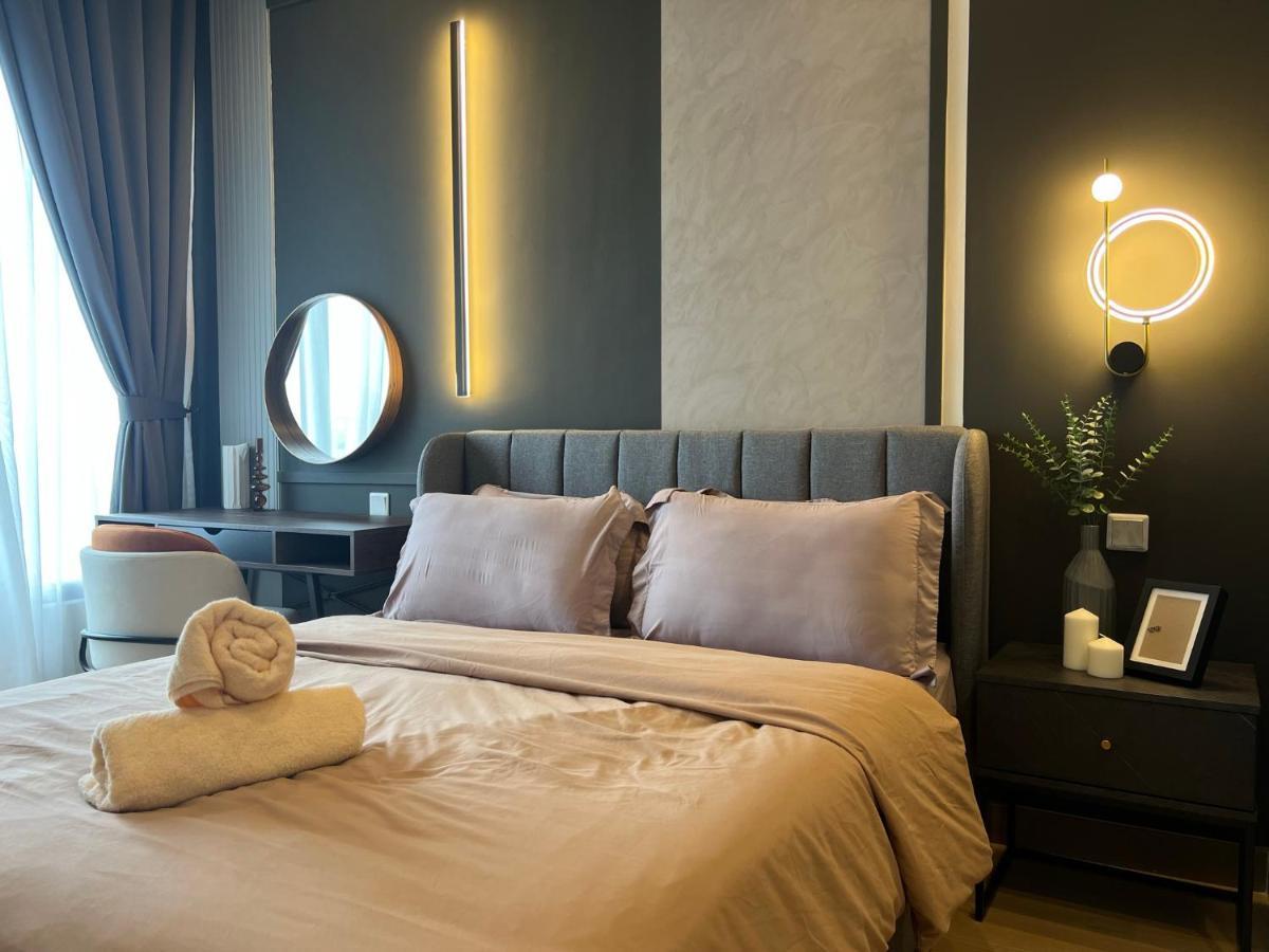 Lucentia Bbcc Lalaport At By Luxe Apartment *