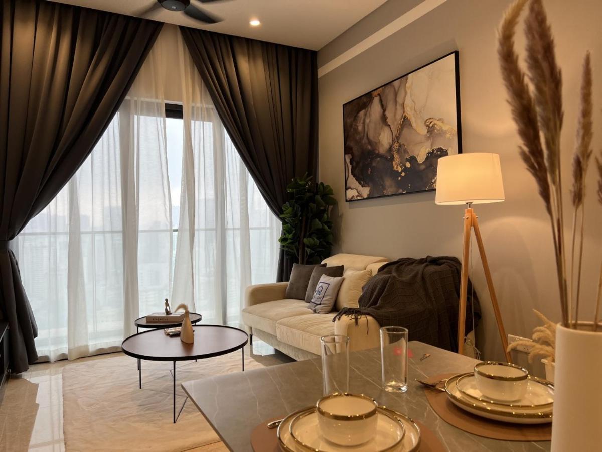 Lucentia Bbcc Lalaport At By Luxe