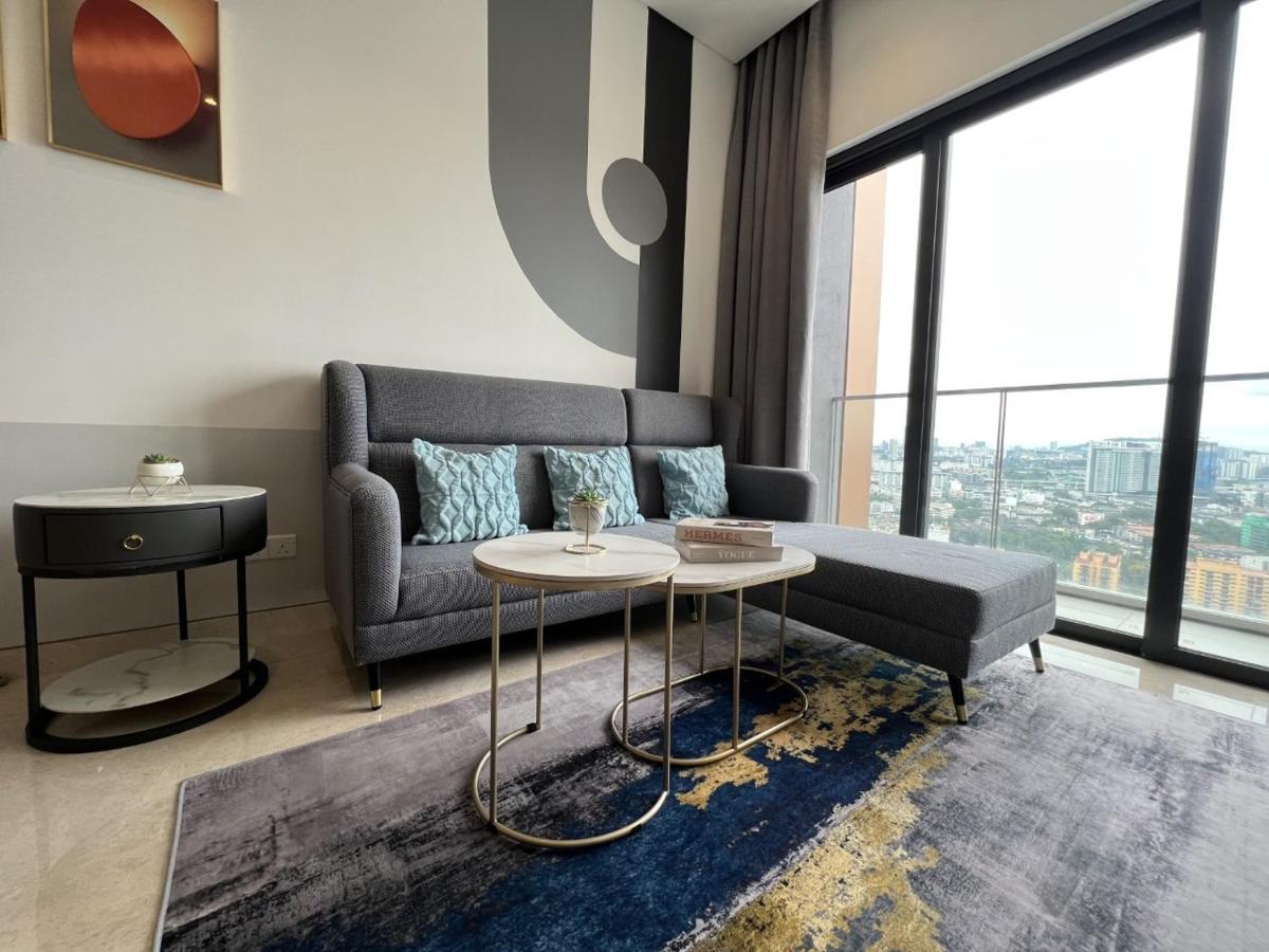 Apartment Lucentia Bbcc Lalaport At By Luxe *