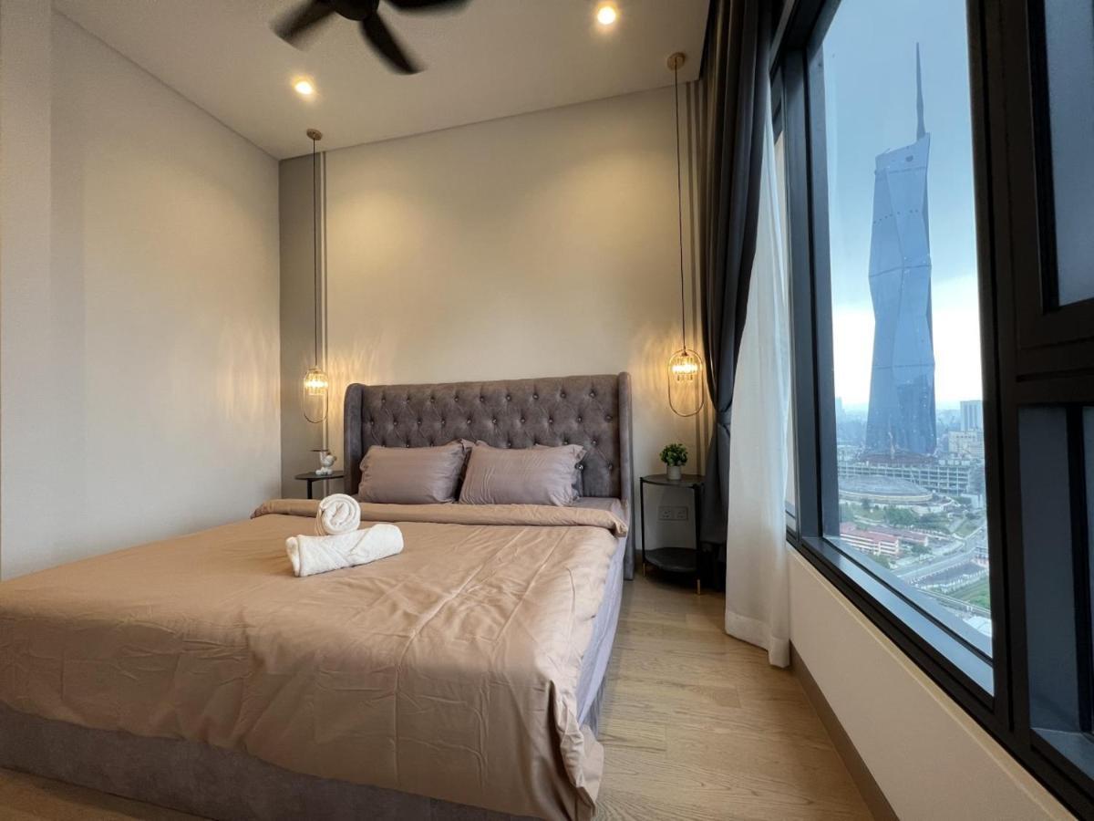 Lucentia Bbcc Lalaport At By Luxe Apartment *
